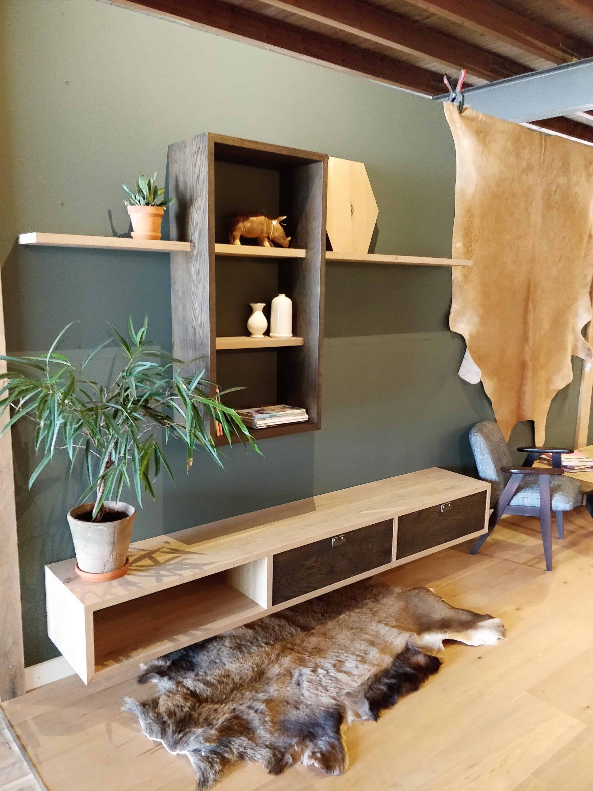 Op maat gemaakte TV-meubel van hout