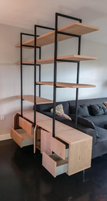 Boekenkast met opbergruimte